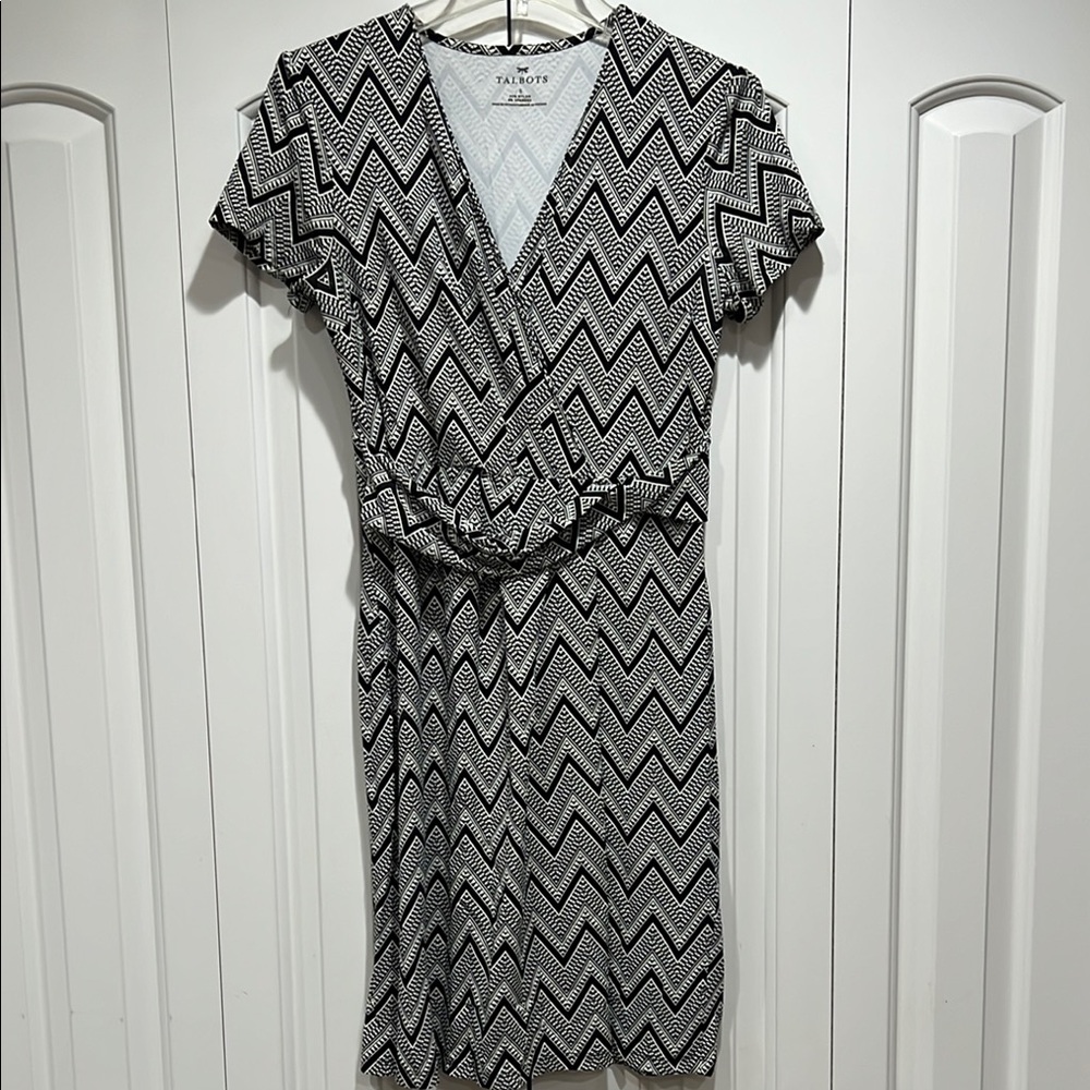 Talbots Black and White Chevron Dress- Size S
